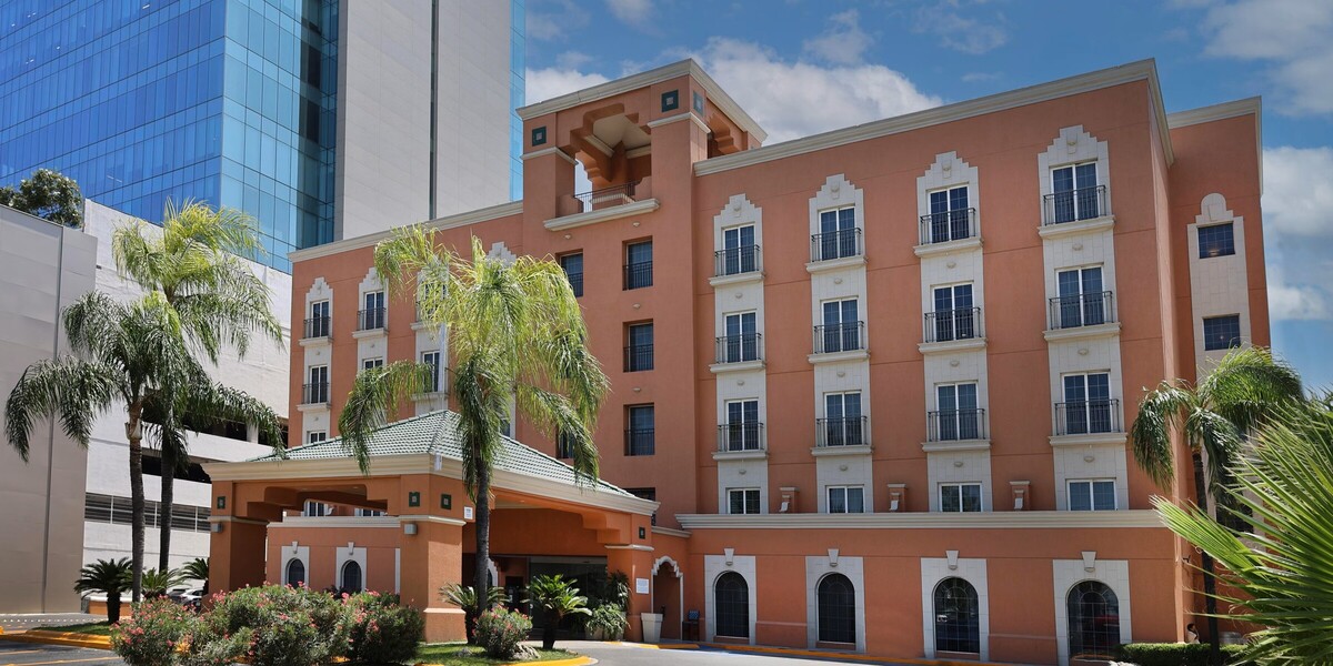 Holiday Inn Express Galerias